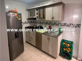 3 Habitación Apartamento en venta en Metro de Medellín, Bello, Bello