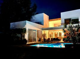 4 Bedroom House for sale in Huitzilac, Morelos, Huitzilac
