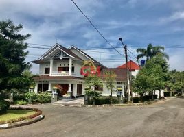 6 Bedroom House for sale in Sukasari, Bandung, Sukasari