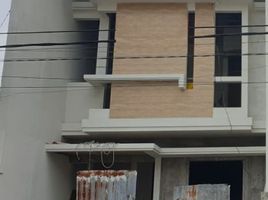 4 Habitación Villa en venta en Mulyorejo, East Jawa, Mulyorejo