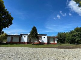 Villa 4 chambre à vendre à El Carmen De Viboral, Antioquia, El Carmen De Viboral