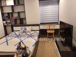 3 Schlafzimmer Wohnung zu vermieten in O Cho Dua, Dong Da, O Cho Dua