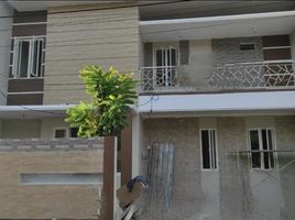 4 Habitación Casa en venta en Tenggilis Mejoyo, East Jawa, Tenggilis Mejoyo