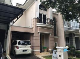 3 Kamar Vila for sale in Curug, Tangerang, Curug