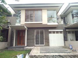 4 Bedroom House for rent in East Jawa, Lakarsantri, Surabaya, East Jawa