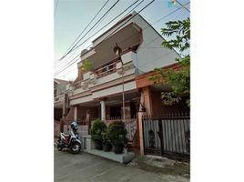 5 침실 주택을(를) Bekasi Barat, 베카시에서 판매합니다., Bekasi Barat