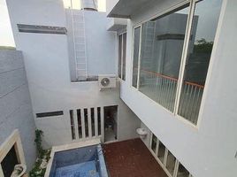 6 Habitación Casa en venta en Lakarsantri, East Jawa, Lakarsantri