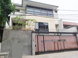 4 Bedroom Villa for sale in Medistra Hospital, Mampang Prapatan, Kebayoran Baru