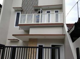 3 Schlafzimmer Haus zu verkaufen in Karangpilang, East Jawa, Karangpilang