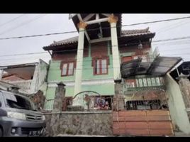 10 Habitación Villa en venta en Kenjeran, East Jawa, Kenjeran