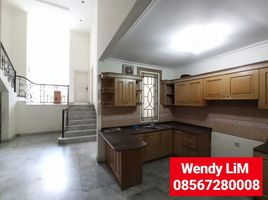 6 Bedroom Villa for sale in Kebayoran Lama, Jakarta Selatan, Kebayoran Lama