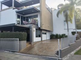 4 Bedroom Villa for sale in Medellin, Antioquia, Medellin