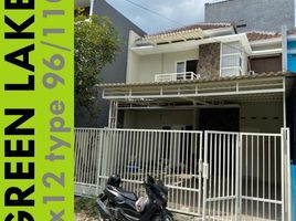 4 Bedroom House for sale in Rungkut, East Jawa, Rungkut