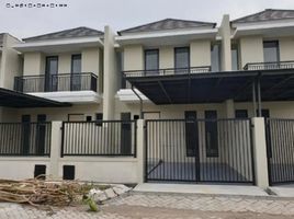 3 Habitación Villa en venta en Tambaksari, East Jawa, Tambaksari