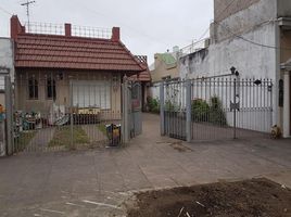 4 Bedroom House for sale in Lanus, Buenos Aires, Lanus