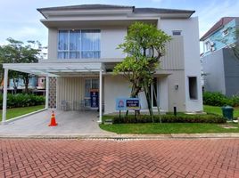 3 Kamar Vila for sale in Curug, Tangerang, Curug