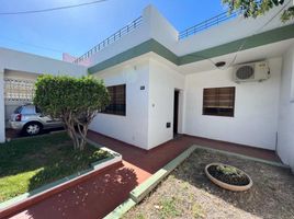 3 Bedroom House for sale in Moron, Buenos Aires, Moron