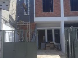 4 Habitación Villa en venta en Sukolilo, East Jawa, Sukolilo