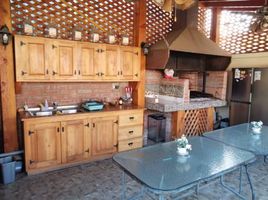 4 Bedroom House for sale in Santiago, San Bernardo, Maipo, Santiago