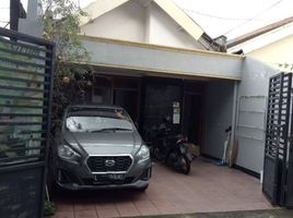 4 Bedroom House for sale in Dukuhpakis, Surabaya, Dukuhpakis