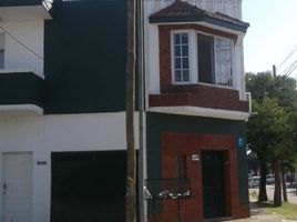 2 Bedroom House for sale in Quilmes, Buenos Aires, Quilmes