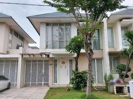 4 Bedroom House for rent in East Jawa, Lakarsantri, Surabaya, East Jawa