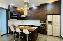 5-bedroom house for rent, 300 m², Ngũ Hành Sơn