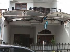 3 Habitación Villa en venta en Dukuhpakis, East Jawa, Dukuhpakis
