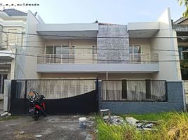 4 Habitación Casa en venta en Rungkut, East Jawa, Rungkut