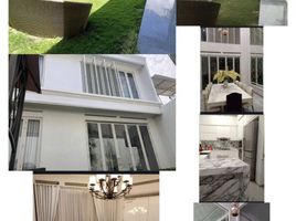 5 Bedroom House for sale in Siloam Hospitals Surabaya, Gubeng, Gubeng