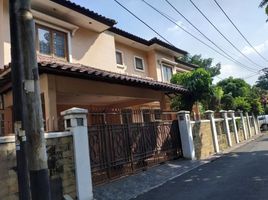 8 Bedroom House for sale in Medistra Hospital, Mampang Prapatan, Kebayoran Baru