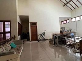 4 Bedroom House for sale in Wonokromo, Surabaya, Wonokromo