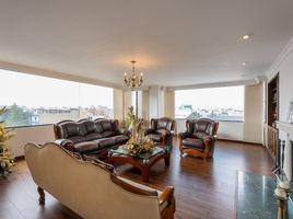 4 Bedroom Apartment for rent in Fundacion Cardioinfantil-Instituto de Cardiologia, Bogota, Bogota