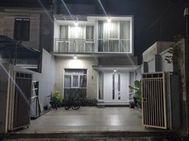 4 Kamar Vila for sale in Husein Sastranegara International Airport, Andir, Cimahi Tengah