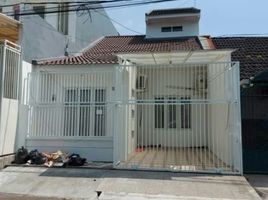 2 Bedroom House for sale in Wiyung, Surabaya, Wiyung