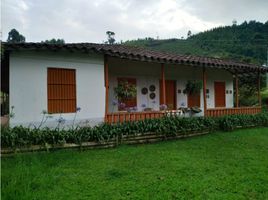 9 Habitación Villa en venta en Colombia, Caldas, Antioquia, Colombia