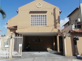 3 Bedroom House for sale in Panama City Panama, Las Cumbres