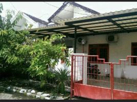 4 Habitación Villa en venta en Wiyung, East Jawa, Wiyung