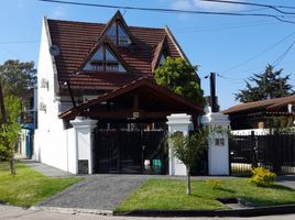 3 Bedroom House for sale in General Sarmiento, Buenos Aires, General Sarmiento