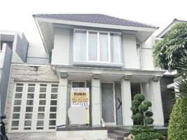 4 Habitación Villa en venta en Lakarsantri, East Jawa, Lakarsantri