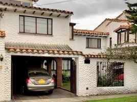 4 Bedroom Villa for sale in Santafé Mall (Centro Comercial Santafé Bogotá), Bogota, Bogota