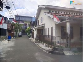 5 Kamar Rumah for sale in Halim Perdanakusuma Airport, Makasar, Jatinegara