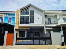 4 Bedroom Villa for sale in Pulo Gadung, Jakarta Timur, Pulo Gadung