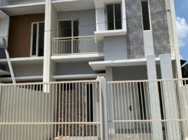 3 Bedroom House for sale in Wonocolo, Surabaya, Wonocolo