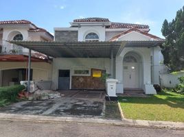 4 Bedroom House for sale in Bogor, West Jawa, Citeureup, Bogor