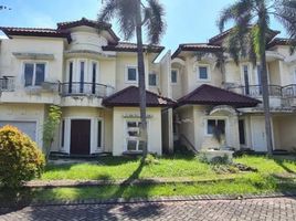 4 Bedroom House for sale in Dukuhpakis, Surabaya, Dukuhpakis