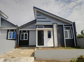 2 Kamar Rumah for sale in Pakisaji, Malang Regency, Pakisaji