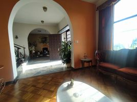 4 Bedroom Villa for rent in Colombia, Bogota, Cundinamarca, Colombia