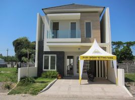 3 Bedroom House for sale in Gayungan, Surabaya, Gayungan