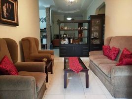 6 Habitación Casa en venta en Tambaksari, East Jawa, Tambaksari